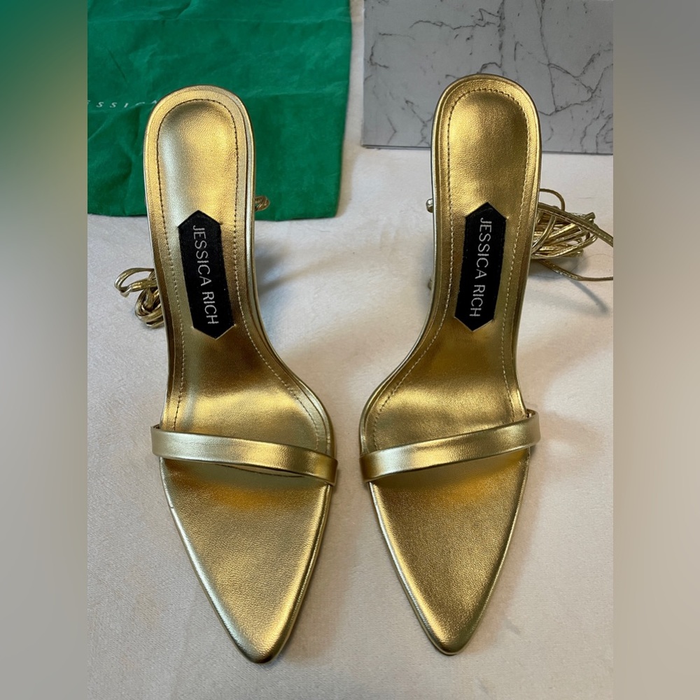 Gold Jessica Rich Rich Sandal size 8